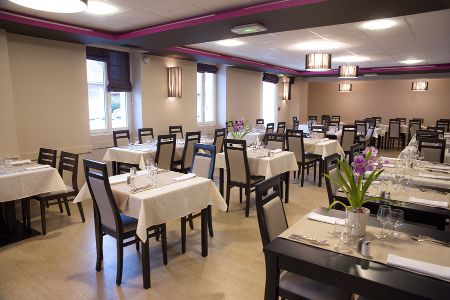 Le fin Bistrot éclairage MEGALUX 33